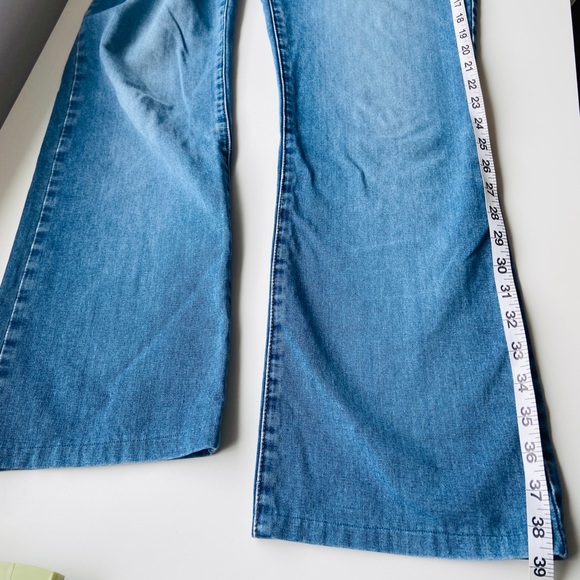 Donna Jeans Hight Rise Mom Jeans - Picture 14 of 15